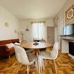 Semesterbostad La Ferme De La Brutellette Woignarue